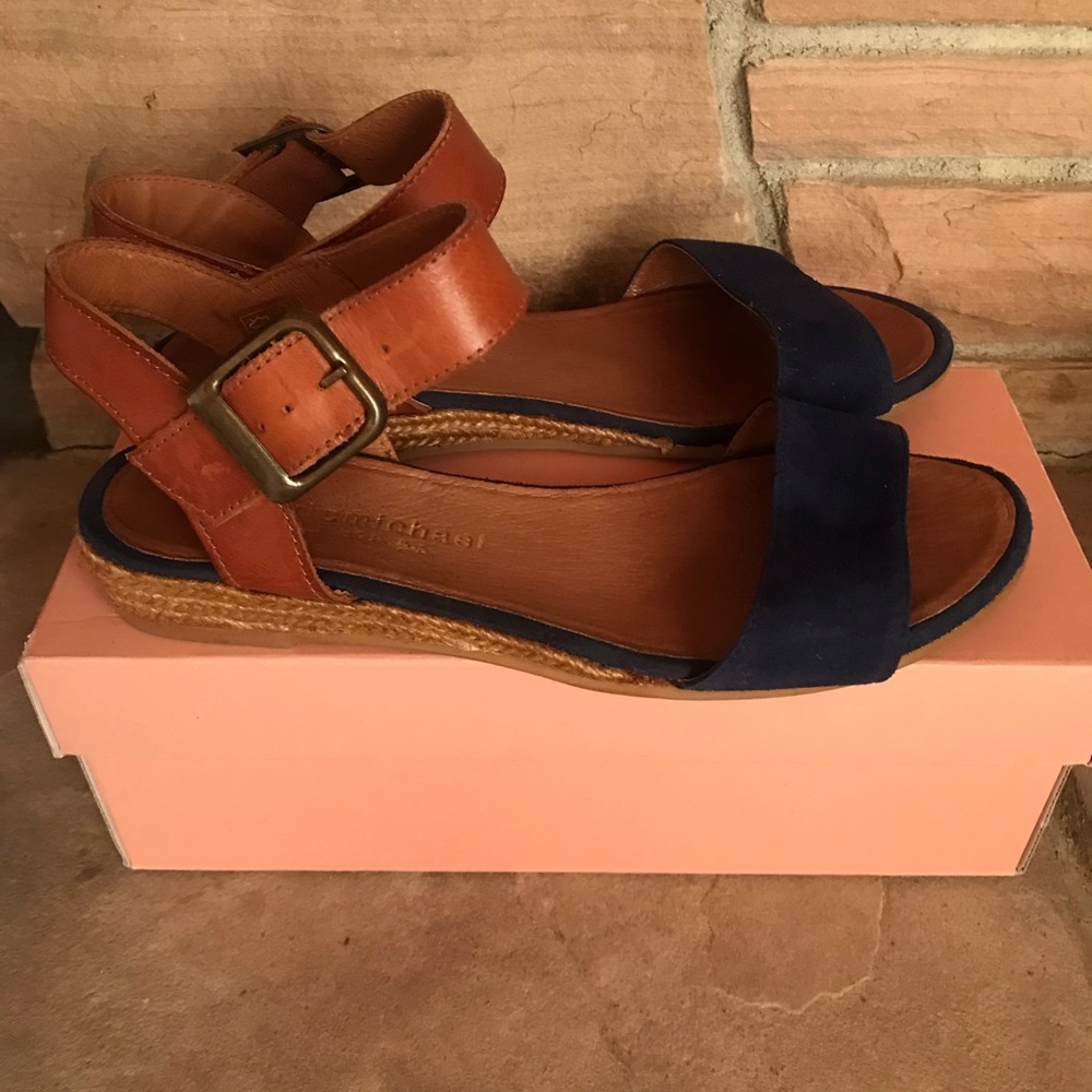 Eric Michael Hylena Amanda sandals like new